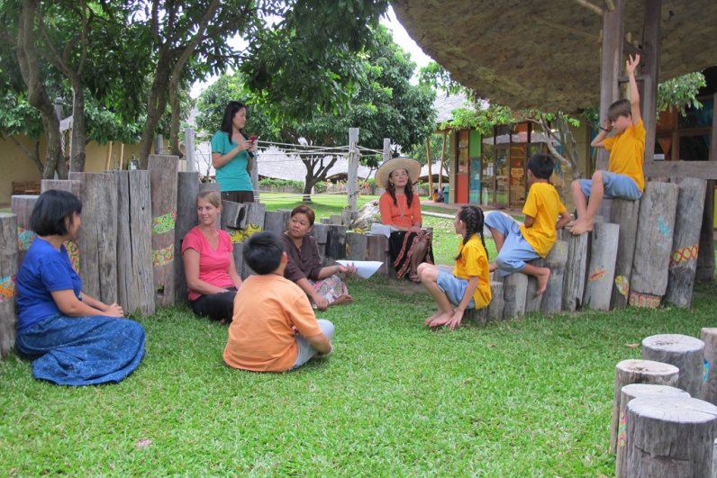 my-project-starts-here-5 Thai and foreign students and teachers in discussion at Panyaden School, bilingual school in Chiang Mai