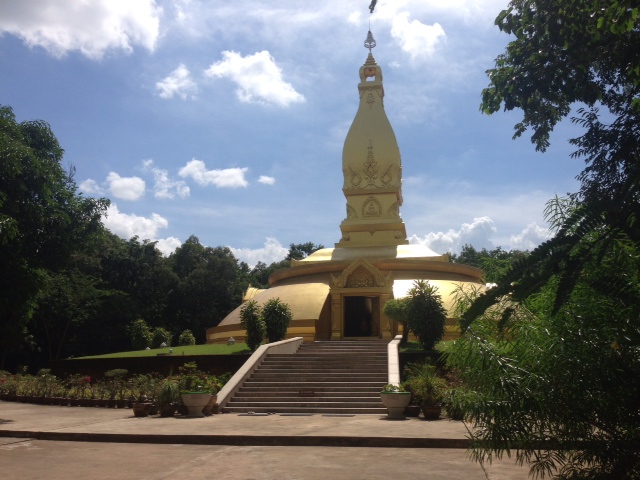 ajahn chah chedi