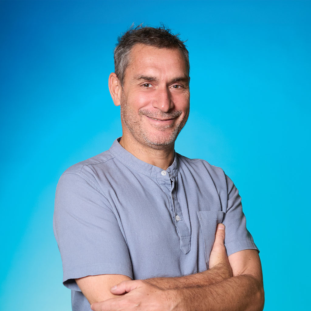 Kru David_Panyaden International School