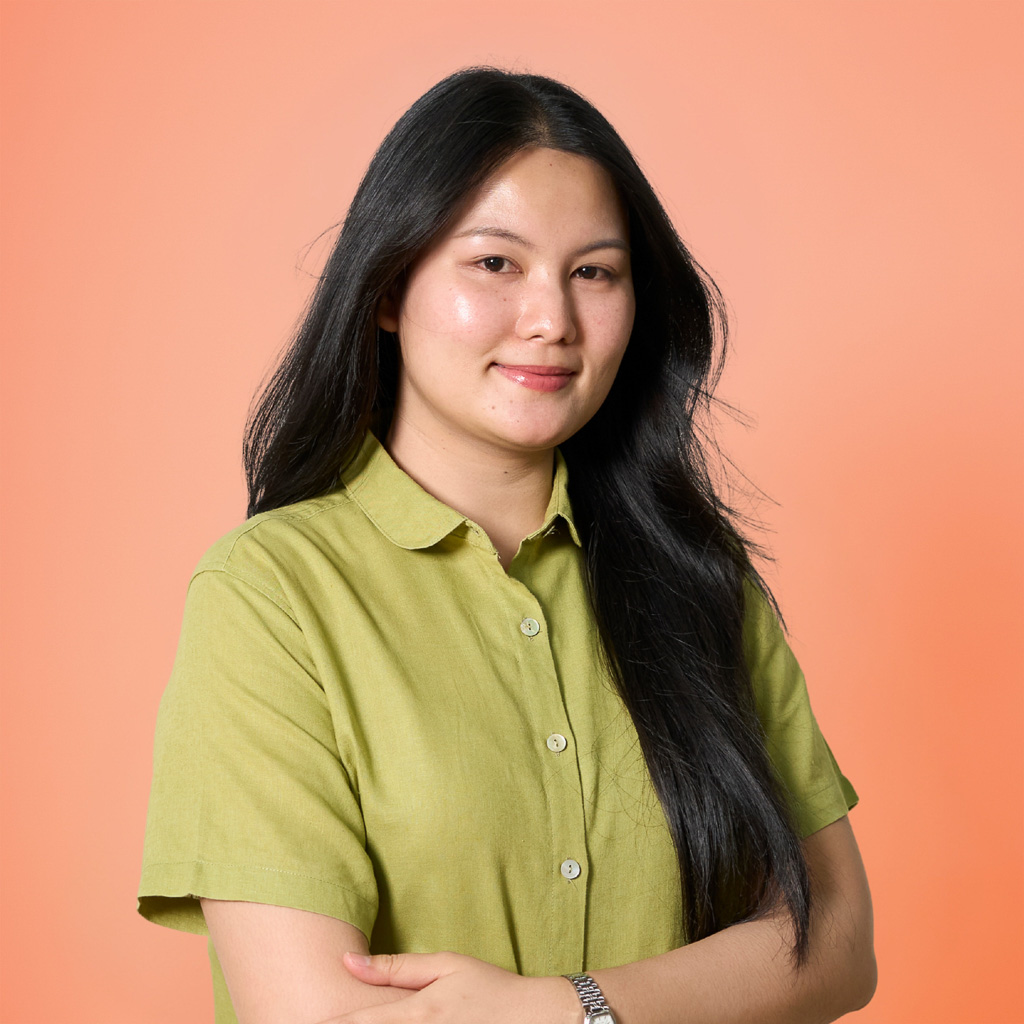 New Teacher & Staff - Kru Susie
