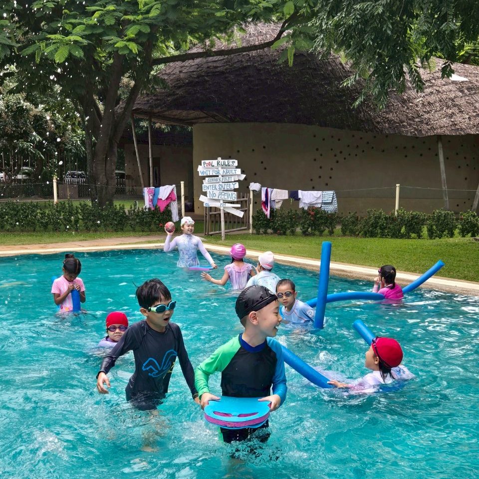 1BB6CA0E-F191-479B-9FE7-7C7F4D0B3B27